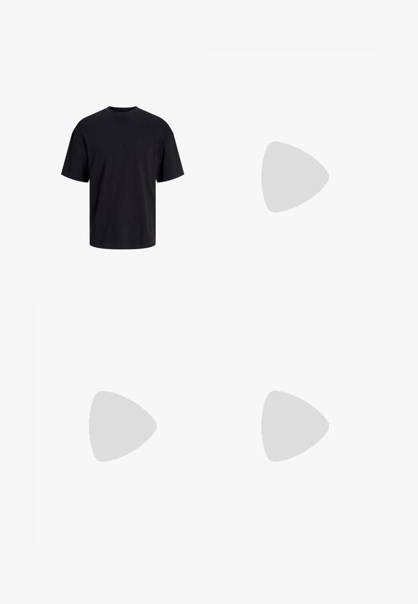 Sort bomulds t-shirt med rund hals, korte ærmer og en afslappet pasform. Glat tekstur uden synlige mønstre eller accenter.; Sorte shorts med elastisk talje, prydet med snoretræk, sidelommer og et let materiale for komfort. Synlige sømdetaljer.; Sorte læderslippers med en glat finish, mokkasin-stil overdel, syninger og gummisål. Klassisk design med en lav hæl.; Sorte læderhandsker med en glat tekstur, fem fingre og subtile syninger. Klassisk design, egnet til brug i koldt vejr.