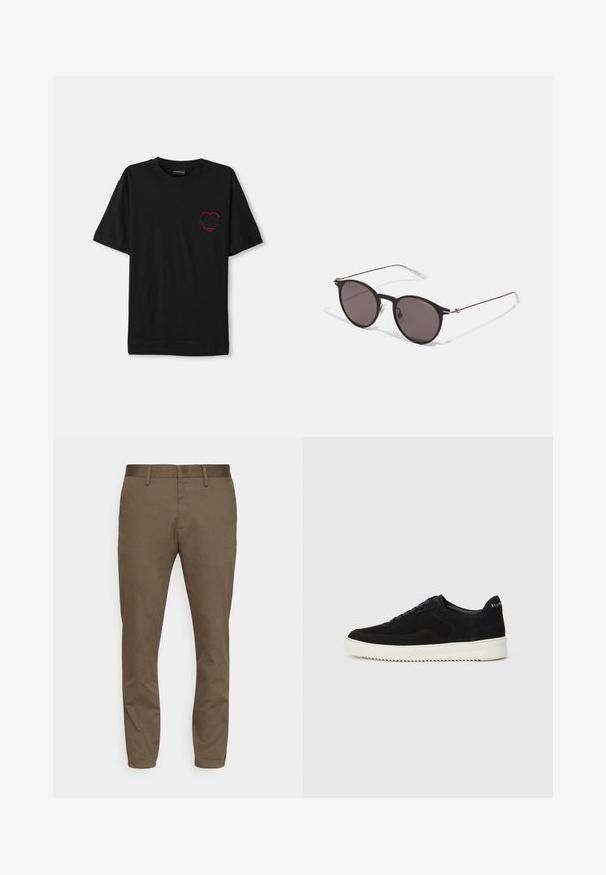 Schwarzes Baumwoll-T-Shirt mit kurzen Ärmeln, das ein rotes gesticktes Herzdesign auf der linken Brust zeigt. Klassischer Rundhalsausschnitt, lockere Passform.; Braune, dehnbare Stoffhose mit schmalem Schnitt. Merkmale einen glatten Bund, Gürtelschlaufen und zwei Vorderaschen.; Schwarze Wildleder-Sneaker mit Schnürdesign und kontrastierender weißer Gummisohle. Verfügt über strukturierte Seitenpaneele und dezentes Branding an der Ferse.; Schwarze runde Sonnenbrille mit dunklen Gläsern und schlanken Metallbügeln. Enthält klare Tempelspitzen und silberne Akzente am Scharnier. Minimalistisches Design.