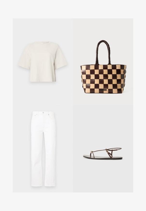 Tejszínű, rövid fazonú póló bordázott anyagból, kerek nyakkivágással és rövid ujjakkal, laza szabással.; Fehér farmernadrág egyenes szárú kivitelben, öt zsebbel és gombos záródással. Simán felület és letisztult dizájn, alkalmas hétköznapi viseletre.; Barna bőr szandál vékony pántokkal, arany kör alakú díszítéssel és lapos talppal. Minimalista dizájn, állítható csat részlettel.; Barna és bézs bőr bevásárlótáska szőtt sakktábla mintával, csavarott fogantyúkkal, fehér háttéren.