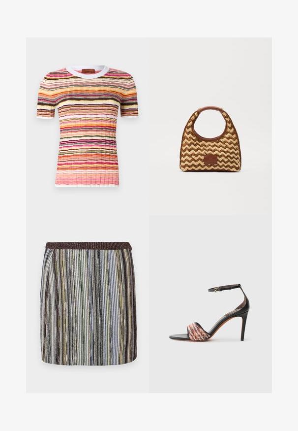 Mehrfarbige Strickoberteil mit kurzen Ärmeln und einem wellenförmigen Streifenmuster in Pink, Orange, Schwarz und Gelb. Mit einem weißen gerippten Halsausschnitt.; Kurzer, taillierter Rock mit mehrfarbigen vertikalen Streifen in Grüntönen, Schwarz und Braun, ausgestattet mit einem strukturierten elastischen Bund.; Schwarze Absatzsandale mit einem Knöchelriemen. Verfügt über ein strukturiertes, mehrfarbiges Stoffband über dem Zehenbereich. Glatte Lederoberfläche.; Geflochtene Strohtasche mit einem Zickzackmuster, braunem Ledergriff und -boden sowie einem rechteckigen Logo-Patch auf der Vorderseite.