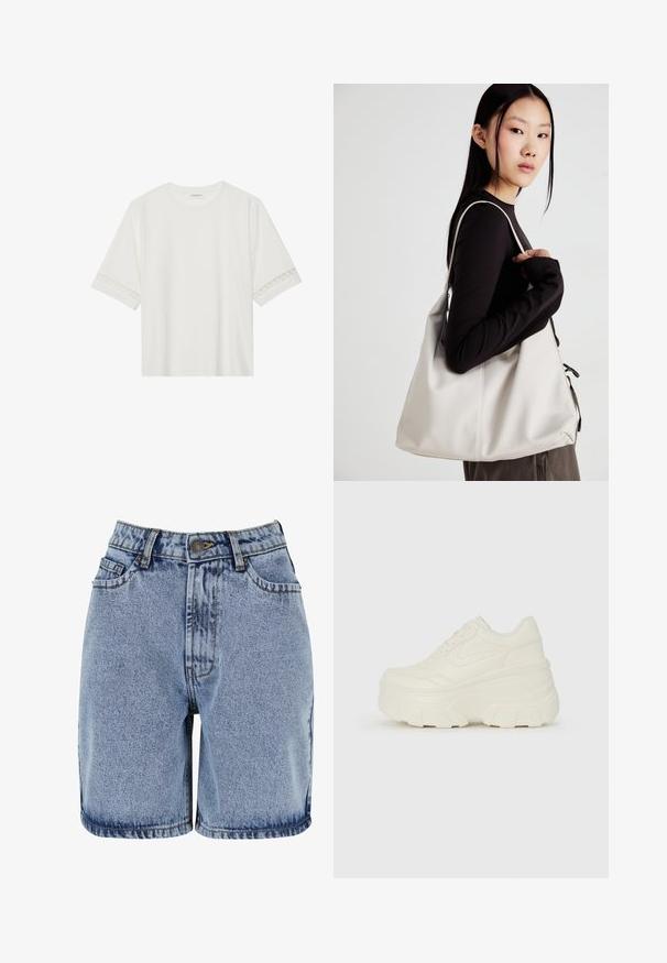 Biele tričko s krátkym rukávom vyrobené z bavlny, s dekoratívnym čipkovým lemovaním pozdĺž rukávov a okrúhlym výstrihom.; Džínové šortky so svetlomodrým prianím, piatimi vreckami, viditeľným stehom a zapínaním na gombík, s rovnom strihom a ohrnutým okrajom.; Biele platformové tenisky s hladkým koženkovým svrchným materiálom, zaobleným tvarom, polstrovaným golierom a textúrovanou gumovou podrážkou s výrazným vzorom.; Béžová kabelka vyrobená z mäkkého materiálu, s uvoľneným dizajnom, prišitými detailmi a dvoma popruhmi na nosenie na pleciach. Vhodná na každodenné nosenie.
