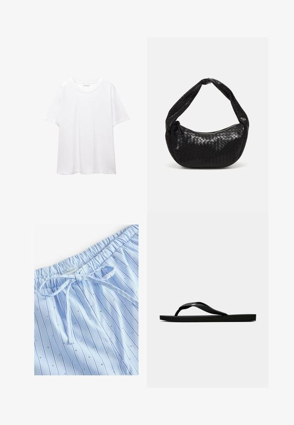 Egyszínű, fehér pamut póló, kerek nyakkivágással, rövid ujjakkal és laza szabással. Simaszerkezetű, minták vagy díszítések nélkül.; Világoskék pizsama sort, függőleges csíkokkal és kis fényvisszaverő díszítésekkel. Gumis derékpánt, állítható zsinórral.; Fekete gumipapucs, textúrált pánttal és egyszerű lapos talppal, oldalnézetből, világos háttér előtt.; Fekete szőtt bőrtáska ívelt formával, vastag fogantyúval és cipzáras záródással. Felszíne textúrált, fényes befejezéssel.