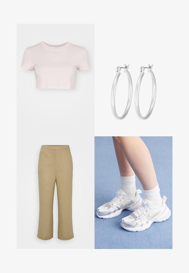 Geknipte T-shirt in lichtroze, gemaakt van zachte stof. Heeft een ronde hals en korte mouwen met een klein wit Nike-logo op de borst.; Beige linnen broeken met een rechte snit, met een middelhoge taille, subtiele naden en brede cropped pijpen. Soepele textuur, geen zichtbare patronen.; Witte sportschoenen met gaas en synthetische overlays, voorzien van een zilveren Nike swoosh, gecombineerd met ribbelige witte sokken op een blauwe ondergrond.; Zilveren oorbellen in de vorm van een gladde, gepolijste ring. Ronde vorm met een veilige kliksluiting. Lichtgewicht ontwerp, geschikt voor dagelijks gebruik.