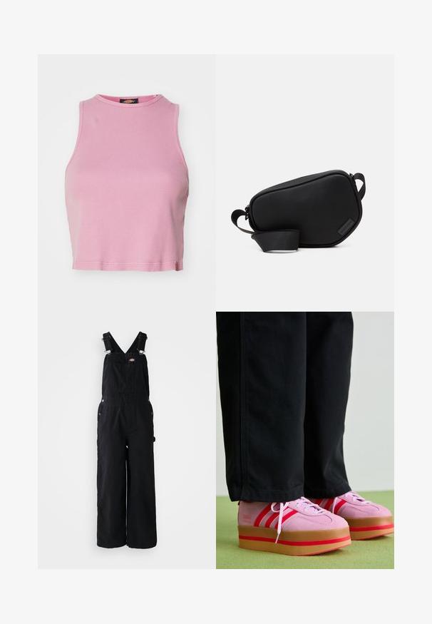 Różowy prążkowany top typu crop z okrągłym dekoltem i bezrękawowym krojem. Posiada dół kończący się tuż nad talią.; Czarne dżinsowe ogrodniczki z szerokimi nogawkami, regulowanymi ramiączkami, przednią kieszenią i srebrnymi akcentami. Gładka tekstura, minimalistyczny design.; Różowe zamszowe trampki na platformie z czerwonymi akcentami i trzema paskami, z grubą, przezroczystą gumową podeszwą, w zestawieniu z czarnymi spodniami.; Czarna, zamykana na zamek torebka na ramię, wykonana z gładkiego materiału, o płaskim kształcie, z jedną regulowaną rączką i małym logotypem. Minimalistyczny design.