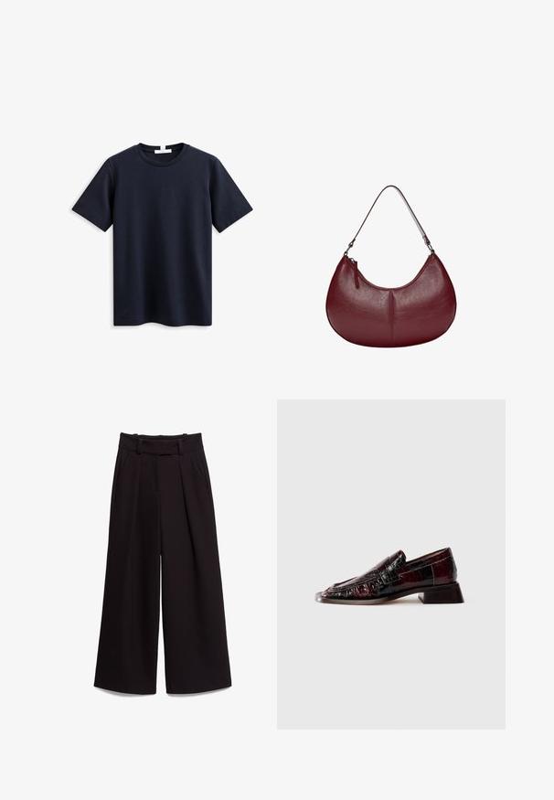Námornícká modrá tričko s krátkým rukávem vyrobené z měkké bavlny, s klasickým kulatým výstřihem a volným střihem, bez viditelného brandingu nebo vzorů.; Černé kalhoty s širokými nohavicemi z hladkého materiálu, s vysokým pasem, poutky na opasek a dvěma předními kapsami. Plisovaný design přidává texturu.; Tmavě burgundové lakované kožené mokasíny s texturovaným povrchem, nízkým blokovým podpatkem a klasickým detailem v podobě příčné pásky, zobrazené z boku.; Burgundská kožená kabelka s křivkovým tvarem. Disponuje jedním ramenním popruhem a horním zipem, který ukazuje hladký, texturovaný povrch.