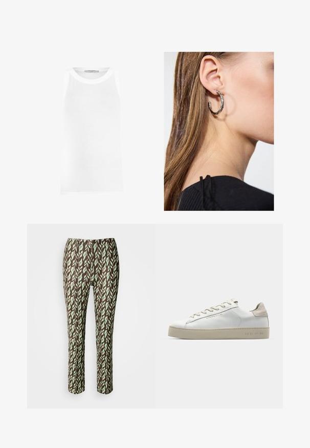 Biała, bezrękawnikowa bluzka z prążkowanej tkaniny, z okrągłym dekoltem i bezszwowymi krawędziami dla gładkiego dopasowania.; Brązowe i zielone spodnie w wzór liści, slim fit, o gładkiej teksturze, bez widocznych zapięć i kieszeni.; Białe skórzane sneakersy o gładkim wykończeniu, beżowe zamszowe akcenty, okrągły czubek, płaski system wiązania i teksturowana gumowa podeszwa.; Srebrny kolczyk w kształcie koła z polerowanym wykończeniem, z małymi złotymi akcentami, noszony na płatku ucha.
