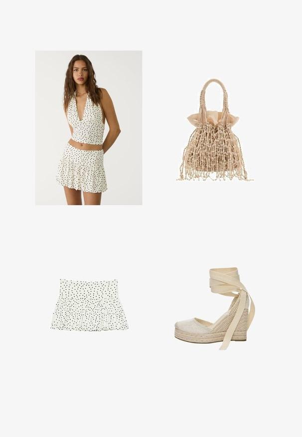Hvid halterneck top med sorte prikker, der har en dyb V-hals og ruching-design. Sammen med en matchende lagdelt mini nederdel.; Hvid stofskørt med en rynket design, prydet med sorte prikker over det hele. Elastisk talje med en udskilt kant.; Beige espadrille-hæle med en tekstureret stofoverdel, jute-platform og lange stofbånd til anklene. Har en rund tå og vævet hældetalje.; Vævet beige håndtaske med et struktureret design, der har et rynket satininteriør og frynsede detaljer, afsluttet med to flettede håndtag.