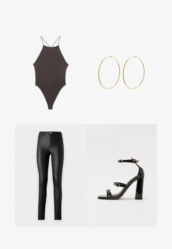 Costume da bagno intero marrone con collo alto e spalline sottili e regolabili; presenta una gamba alta e una texture liscia. Nessun motivo o decorazione.; ONLY ONLELSIE LIFE - Leggings - black; Sandali con tacco in vernice nera, con punta squadrata, cinturini alla caviglia e fibbie in argento. Presentano un tacco a blocco spesso per maggiore stabilità.; Orecchini a cerchio in oro con un design liscio e arrotondato. Sottili e leggeri, con un anello continuo privo di decorazioni.