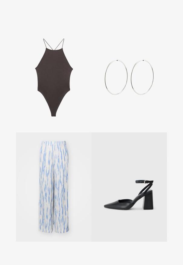 Smeđi jednodijelni kupaći kostim s visokim ovratnikom i tankim, prilagodljivim trakama; ima visoko izrezane nogavice i glatku teksturu. Bez uzoraka ili dekoracija.; Lagani, široki hlače od bijele tkanine s plavim apstraktnim uzorcima. Imaju elastičnu struk za udobnost i lakše oblačenje.; Crne kožne cipele s špicastim vrhom, remenom oko gležnja i debelim potplatom. Ravna tekstura, elegantan dizajn i minimalistička estetika.; Srebrne naušnice od obruča s glatkim, okruglim dizajnom i poliranim završetkom. Tanak su i lagani, s jednostavnim zatvaranjem.