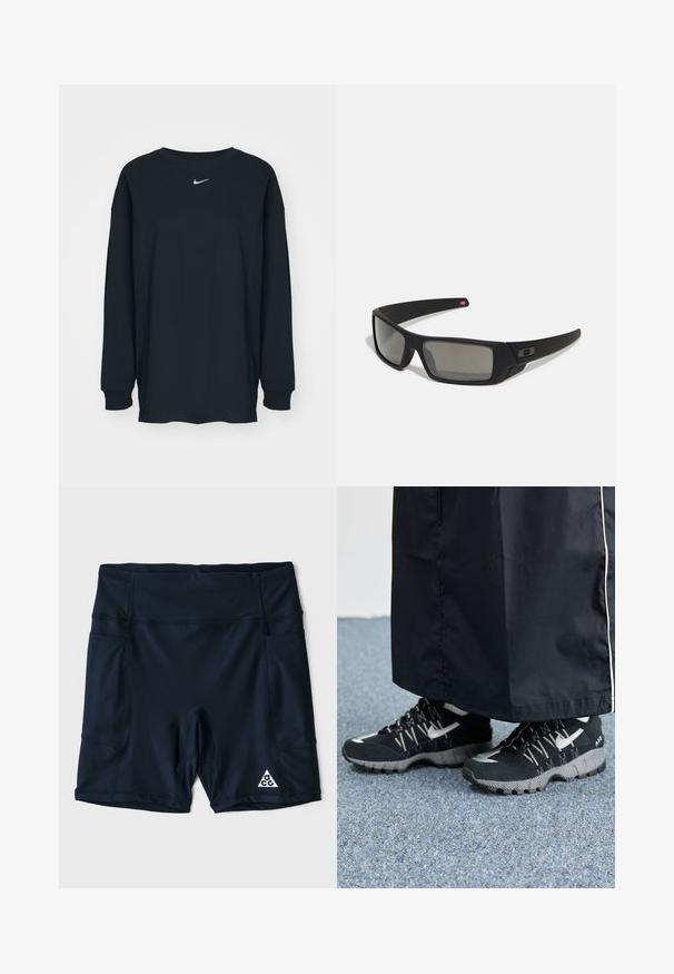 Čierne tričko s dlhým rukávom z bavlny, s okrúhlym výstrihom. Na hrudi sa nachádza biele logo Nike. Jemná textúra, jednoduchý dizajn.; Námořnické modré športové šortky vyrobené zo strečového materiálu, s vysokým pásom, bočnými vreckami a bielym logom v pravom dolnom rohu.; Čierne športové topánky s textúrovaným vrchom, striebornými akcentmi a vzorovanou podrážkou, skombinované s čiernym dlhým odevom. Umiestené na modrom koberci.; Čierne slnečné okuliare s matným povrchom, obdĺžnikové šošovky, mierna krivka na straničkách, nenápadný detail loga a šošovky so zafírovaným tónovaním.