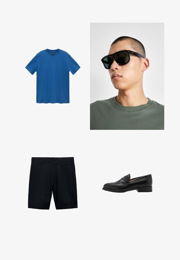 Modré bavlněné tričko, krátké rukávy, kulatý výstřih, jednobarevné, jemná textura, rovný lem, bez vzorů a ozdob.; Černé lněné šortky s rovnými předními částmi, postranními kapsami a jediným knoflíkem na zapínání; hladký povrch a dobře padnoucí design.; Černé kožené mokasíny s prošitým předním dílem a plochým podpatkem. Hladký povrch s kulatou špičkou a dekorativním páskem přes nárt.; Černé obdélníkové sluneční brýle s tmavými skly, které mají charakteristický tvar a logo na straně. Nosí je osoba v zelené košili.