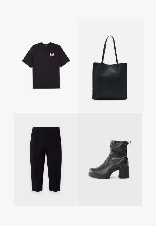 Fekete pamut póló rövid ujjakkal, bal mellkason egy kis rózsaszín pillangó grafikával. Kerek nyakú kialakítás, laza fazonnal.; Fekete, rövidített nadrágok rugalmas anyagból, elülső varrásokkal és testhez simuló szabással, amely sima sziluettet biztosít.; Fekete bokacsizmák sima bőrből, oldalsó cipzárral, vastag, texturált sarkú és lekerekített orrú dizájnnal.; Fekete bőrtáska sima felszínnel, téglalap alakú, két hosszú füllel. Nincs látható fémkiegészítő vagy díszítés.