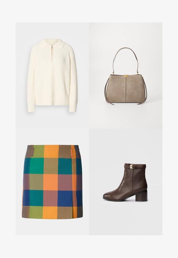 Biely pletený pulóver s textúrovaným vzorom, polovičným zipsom a rebrovaným golierom a manžetami. Materiál vyzerá mäkko a útulne.; Mnohofarebná sukňa s výrazným kockovaným vzorom z oranžových, zelených, modrých a hnedých štvorcov. Navrhnutá s rovnými líniami a bočnými detailmi.; Hnedé kožené členkové topánky s okrúhlou špičkou, nízkym blokovým podpätkom a dekoratívnym prackovým pásikom okolo členku. Hladká textúra a elegantný dizajn.; Tommy Hilfiger CASUAL SHOULDER BAG - Kabelka - coastal taupe