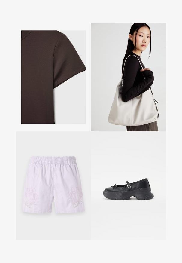 Tmavě hnědé tričko s krátkým rukávem vyrobené z hladkého, pružného materiálu, se klasickým kulatým výstřihem a čistými švy.; Fialové bavlněné kraťasy s elastickým pasem, na levé straně s jemnou růžovou a zelenou květinovou výšivkou, hladká textura, pohodlný design.; Černá kožená botička Mary Jane se zaoblenou špičkou, detailem mašle a nastavitelným páskem kolem kotníku. Disponuje chunky gumovou podrážkou s zakřivenými akcenty.; Beige kabelka vyrobená z měkkého materiálu, s volným designem, prošívanými detaily a dvěma ramenními popruhy. Vhodná pro každodenní použití.