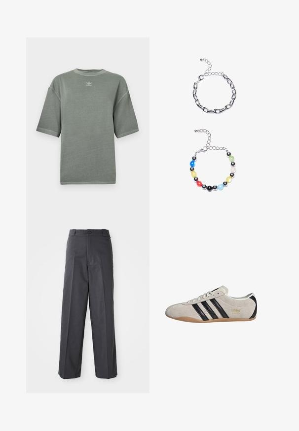 Žalias medvilninis marškinėliai su trumpomis rankovėmis, apvaliu kaklu ir laisvu siluetu. Yra mažas baltas logotipas atspaustas ant krūtinės.; Tamsiai pilkos kelnės su tiesiu kirpimu, su viena sagute, diržių kilpomis ir lygiu, tekstūruotu audiniu.; Suede sportbačiai su pilku viršumi, juodomis juostelėmis ir guminėmis padais. Yra šniūreliai ir auksinė logotipo detalė šone.; Sidabro grandinėlė su išilgiais žiedais viršuje. Apačioje – spalvinga karoliukų apyrankė su juodais, mėlynais, žaliais, geltonais, raudonais ir skaidriais karoliukais.