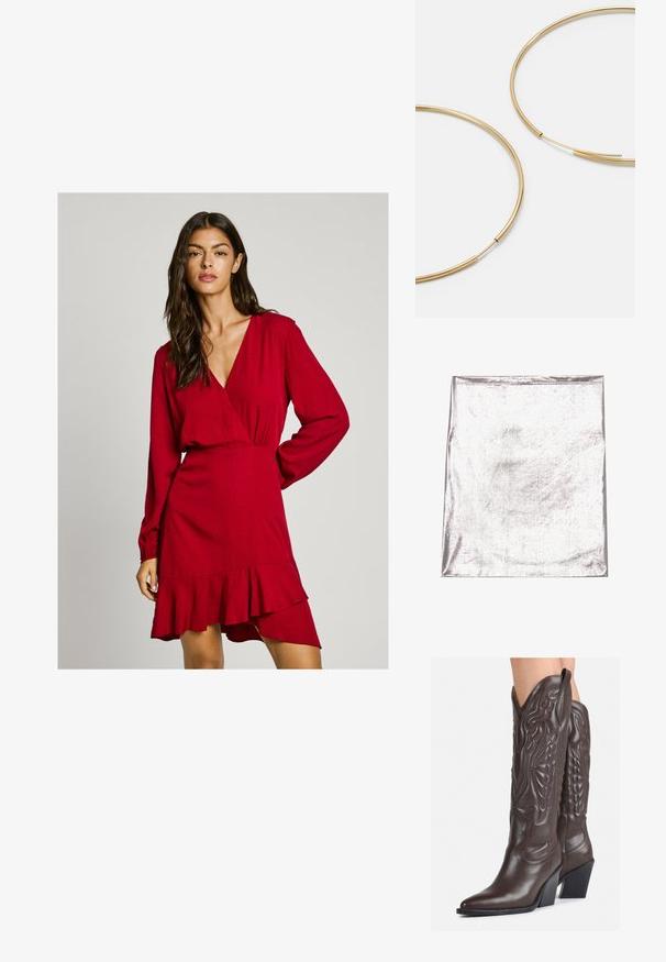 Metaliczna srebrna tkanina o gładkiej fakturze i delikatnym połysku. Prostokątny kształt, brzegi starannie zszyte, bez wyraźnych wzorów ani akcentów.; Czerwona sukienka o kroju wrap z długimi rękawami, marszczoną talią i falbanowym hemem. Teksturowany materiał i głęboki dekolt w kształcie V. Odpowiednia na różne okazje.; Brązowe skórzane kowbojki z noskiem w kształcie migdała i blokowym obcasem, z detalicznym przeszyciem i podniesionymi akcentami na cholewce.; Czarna skórzana torebka kopertowa z klapką i detalem w postaci złotej metalowej klamry. Zawiera czarny pasek oraz elegancki, minimalistyczny design.; Złote kolczyki w kształcie cienkich okrągłych obręczy, o gładkim metalicznym wykończeniu, bez zdobień czy wzorów.