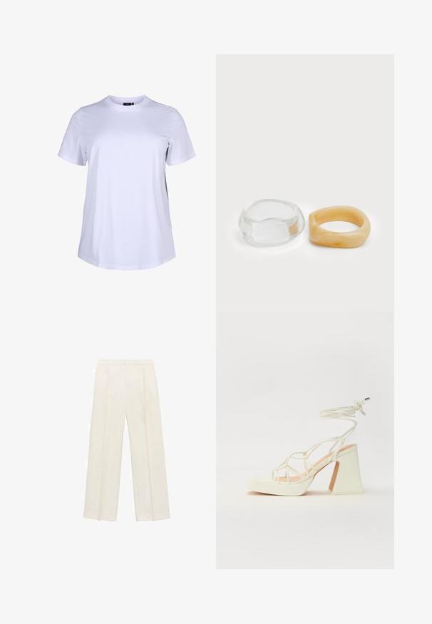 Hvid kortærmet T-shirt lavet af glat bomuldsstof. Har en rund halsudskæring og en afslappet pasform, uden synlige mønstre eller detaljer.; Bredbenede bukser i en lys cremefarve. Fremstillet af et glat stof med plisseringer foran og sidelommer.; Hvide højhælede sandaler med en kraftig hæl, der har et stropdesign og ankelbinding. Glat tekstur med en platform foran for ekstra højde.; Klare og ravfarvede harpiksringe, én glat og gennemsigtig, den anden med en tekstureret, ravfinish. Begge har afrundede, kraftige designs.