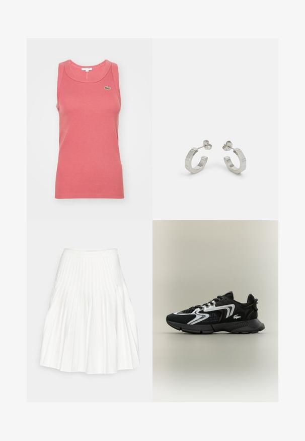 Růžový žebrovaný tílko s kulatým výstřihem a bez rukávů. Na hrudi se nachází malé zelené logo Lacoste.; Bílá skládána sukně s hladkým pasem, splývavým materiálem a vertikálními záhyby, které vytvářejí texturu a objem.; Černé sportovní boty s mesh panely, stříbrnými akcenty a texturovanými černými překryvy. Obsahují šňůrky a zakřivenou, robustní podešev.; Stříbrné kovové kruhové náušnice s texturovaným designem, vybavené malým zapínáním na tyčce a značkováním na jednom kruhu. Zaoblený tvar s lesklým povrchem.