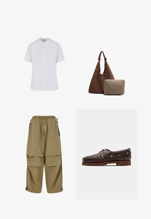 Witte polo shirt met korte mouwen van katoen. Heeft een kraag, een knoopsluiting met drie knopen en versterkte stiksels. Soepele textuur.; Tan cargobroeken met een elastische taille, grote voorzakken en verstelbare manchetten. Gemaakt van lichtgewicht stof met een zachte textuur.; Bruine leren bootsschoen met gouden oogjes, ronde veters en een gestructureerde bruine rubberen zool. Kenmerkt zich door gestikte details en een verhoogd logo.; Bruine suède schoudertas met een knoopriem, voorzien van een kleine beige ritstas. De tas heeft een zachte textuur en een eenvoudig ontwerp.