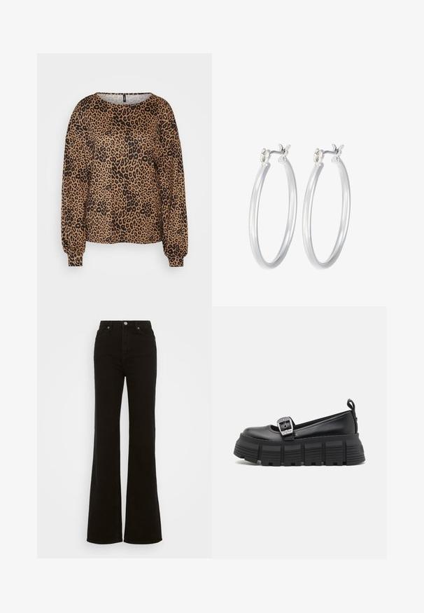 Brauner langärmeliger Pullover mit schwarzem Leopardenmuster, weitem Ausschnitt und elastischen Bündchen. Weicher, strukturierten Stoff mit lässiger Passform.; Hoch taillierte schwarze Schlagjeans aus Denim, mit Knopfverschluss, seitlichen Taschen und glatter Textur.; Schwarze Plateauschuhe mit runder Spitze, Obermaterial aus glattem Leder, verstellbarem Schnallenverschluss und strukturiertem Gummisohle mit horizontalen Rillen.; Silberne Creolen mit einer glatten, polierten Oberfläche. Runder Form und sicherem Klickverschluss. Leichtes Design, geeignet für den täglichen Gebrauch.