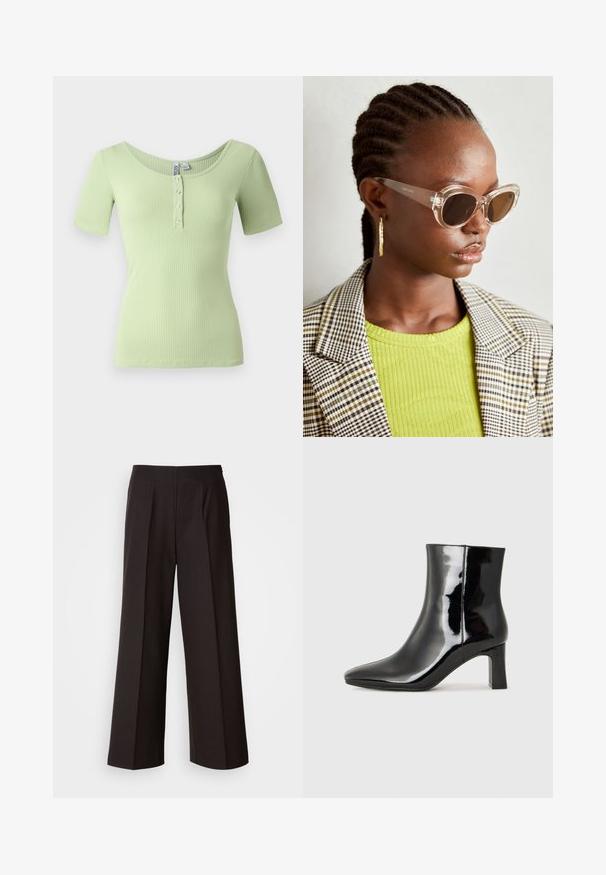 Világoszöld, bordázott, kerek nyakú póló rövid ujjal és négy gombos gombolással elöl. Puha, testhezálló anyag textúra.; Fekete, bő szárú nadrág lapos elülső résszel, redőkkel és sima szövettextúrával. Magas derekú és testre szabott szabású, amely strukturált illeszkedést biztosít.; Fekete lakk bőrcipő bokáig érő, hegyes orral és közepes magasságú tömbsarokkal. Simább textúrával és minimalista dizájnnal rendelkezik.; Tiszta macskaszem napszemüveg barna lencsékkel és átlátszó kerettel. Model éppen egy zöld bordázott felsőt és kockás blézert visel. Arany fülbevalók.