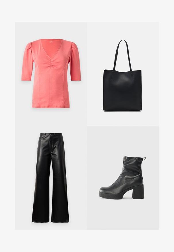 Korallfarget topp med korte ermer og V-hals, innsamlet detalj foran, og myk stretchstoff. Glatt tekstur og tettsittende design.; Sorte høy midje vide ben bukser i imitert skinn med knapp foran, glidelås, beltehemper og sidelommer på hvit bakgrunn.; Svarte ankelstøvler laget av glatt lær, med glidelås på siden, chunky strukturert hæl, og rund tå-design.; Svart lær tote bag med glatt tekstur, rektangulær form og to lange håndtak. Ingen synlige deler eller dekorasjoner.