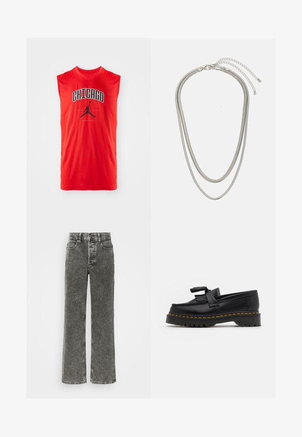 Raudona be rankovių sportinė marškinė, ant kurių juodu tekstu parašyta "CHICAGO" ir juodas Nike Air Jordan logotipas, esantis centre po tekstu. Lygus, lengvas audinys.; Plačios kojos džinsai iš išblukusios juodos džinsinio audinio, su mygtuko uždarymu, penkių kišenių dizainu ir kontrastingu siūlų siuvimu palei siūles.; Juodas odinis loaferis su kutais, turintis masyvų juodą pado ir geltonus siūlus palei kraštą. Textūruota danga.; Trijų sluoksnių sidabrinė metalinė apyrankė, kuri pasižymi stilingomis, lankstosiomis grandinėlėmis su švelniu blizgesiu, užsegama krabų užsegimu ir reguliuojama grandinė.