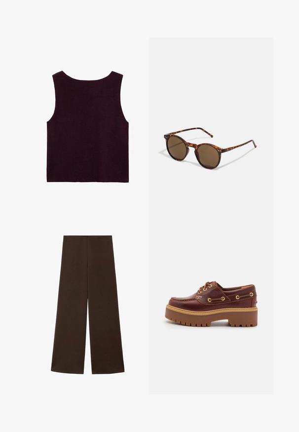 Burgunderfarbene ärmellose Strickoberteil mit weitem Ausschnitt und taillierter Silhouette, mit glatter Textur und ohne sichtbare Verzierungen.; Weite Hosen aus einem glatten, dunkelbraunen Stoff. Sie haben einen hohen Bund und ein minimalistisches Design ohne Verzierungen.; Braune Lederbootsschuhe mit einer massiven braunen Gummisohle, goldenen Ösen und kontrastierenden Nähten. Mit einem Logo an der Seite.; Runde Sonnenbrillen mit Schildpattrahmen und braunen Gläsern. Bietet dünne Bügel mit leichter Textur und Metallakzenten in der Nähe der Gläser.