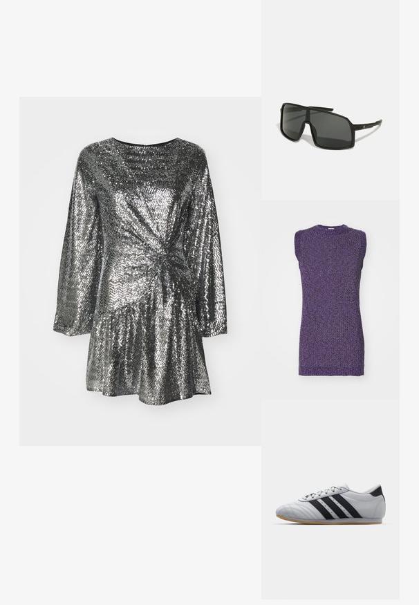 Violeta bez piedurknēm adīta džemperis ar teksturētu adījuma rakstu un noapaļotu kaklu. Audums izskatās mīksts un nedaudz elastīgs.; Sudraba secinātu kleita ar garām piedurknēm, kas izceļas ar savītu priekšpusi un plandošu svārku. Gluda tekstūra ar atstarojošu virsmu.; Pelēki sporta apavi ar gludu ādas apdari, ar trim melnām svītrām, noapaļotu pirkstu un gumijas zoli.; Melni saulesbrilles ar lielu, stūrainu rāmi, tumšiem objektīviem un plānām, slaidām kājām, kurām vienā pusē ir neliels logs.; Sudraba apli auskari ar spīdīgu apdari, kuriem ir apaļa forma un bezšuvju eņģes, rādot gludu virsmu.