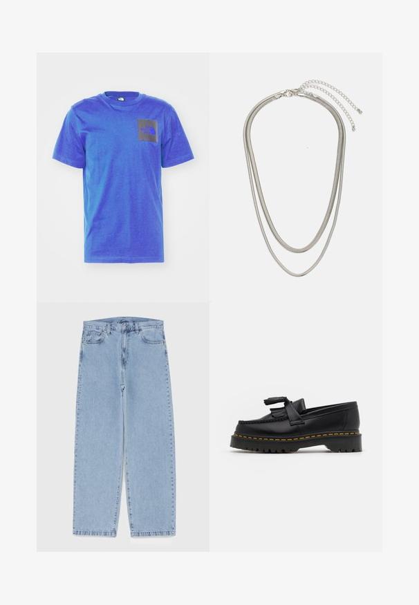 The North Face M SS FINE TEE - Tričko s potlačou - blue/black; Svetlomodré denimové džínsy s rovnými nohavicami, s polovysokým pásom, piatimi vreckami a zapínaním na gombík a zips.; Čierne kožené loafre s detailom na strapcoch, s masívnou čiernou podrážkou a žltým prešitím pozdĺž okraja. S textúrovaným povrchom.; Trojvrstvový náhrdelník zo strieborného kovu s elegantnými, flexibilnými reťazami s jemným leskom, zabezpečený sponou typu langusta a nastaviteľným reťazcom.