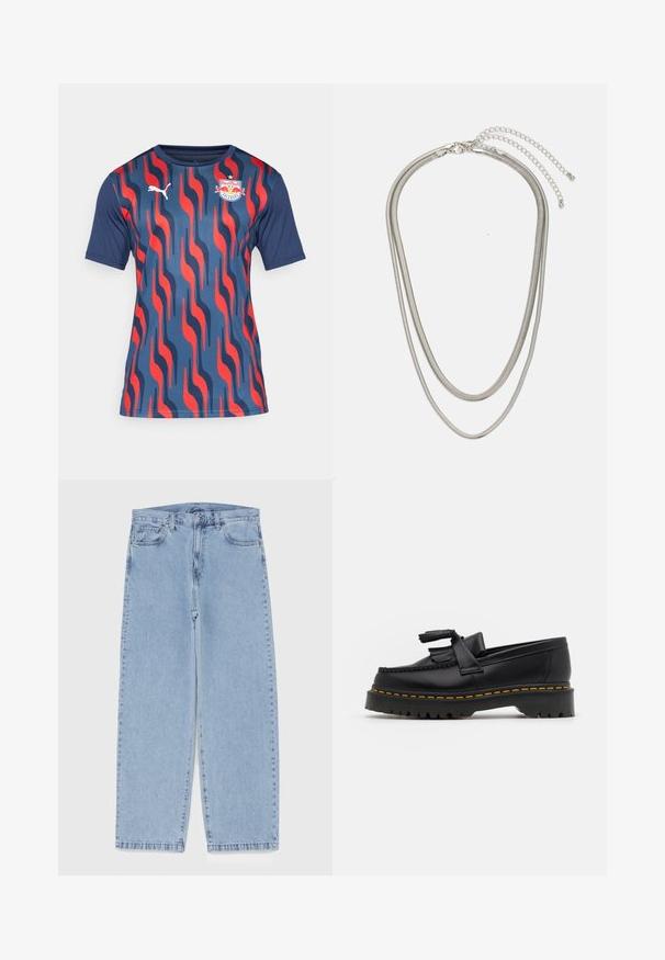 Majica kratkih rukava s plavom osnovom i valovitim crvenim i plavim uzorkom, napravljena od prozračne tkanine. Uključuje Puma logotip i simbol tima.; Svijetloplave traperice s ravnim nogavicama, sa srednjim strukom, pet džepova i zatvaranjem na dugme i patentni zatvarač.; Crna kožna loaferica s resicama, koja ima čvrst crni potplat i žute šavove duž ruba. Teksturirana završna obrada.; Necklace od tri sloja srebrnog metala s elegantnim, fleksibilnim lančićima blagog sjaja, zatvoren s karabinera i prilagodljivim lančićem.