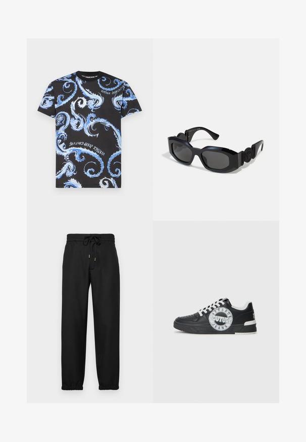 Versace Jeans Couture CHROMO - Triko s potiskem - black/royal blue; Černé tepláky vyrobené z měkké látky, s elastickým pasem a šňůrkou na stažení, zúženými nohavicemi a elastickými manžetami na kotnících.; Černé kožené tenisky s bílými akcenty, kulatými detaily loga, perforovanou špičkou a kontrastní podešví. Obsahují bílé tkaničky a branding.; Černé sluneční brýle s širokým, hranatým rámem a tmavě tónovanými skly. Mají texturované černé strany a kulatý logo akcent na spánku.