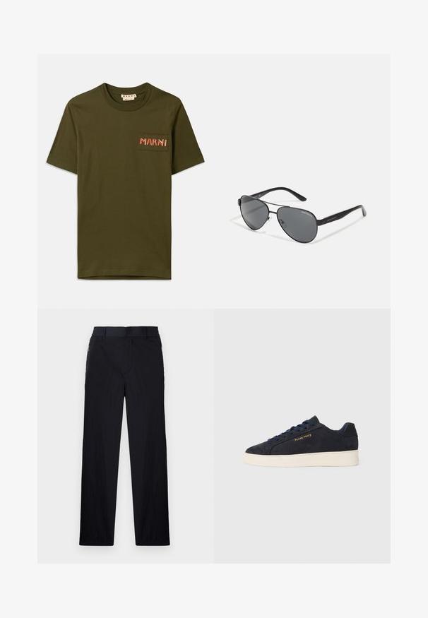 Olivno zelena bombažna majica s kratkimi rokavi in okrogelim izrezom, ki ima majhen žep in izvezeno "MARNI" v rdeči niti.; Črne hlače iz lahke, teksturirane tkanine, ravne noge, elastičen pas in stranski žepki na zadrgo.; Mornarsko modre semiš nizke superge z belim podplatom, mornarskimi vezalkami in z zlatim logotipom "Filling Pieces" na strani.; Črne aviatorske sončna očala s temnimi lečami, tankim kovinskim okvirjem in vitkimi plastičnimi ročaji z logotipnimi detajli.
