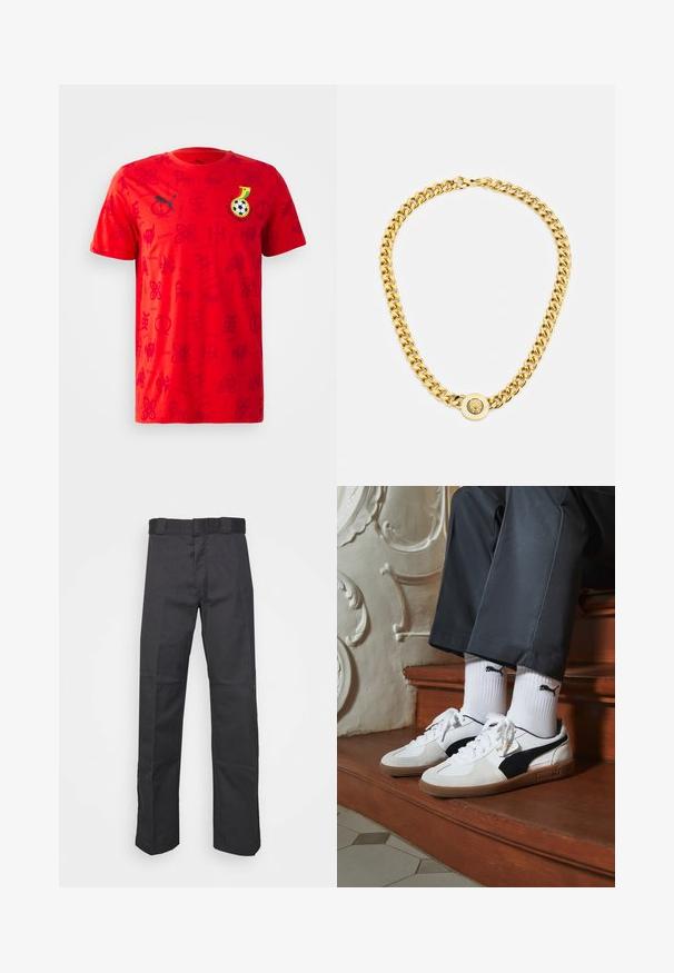 Camiseta roja de manga corta con un patrón gráfico tonal, logo negro de Puma y un emblema negro/amarillo/verde con un motivo futbolístico.; Pantalones negros de tela duradera, con un diseño de pierna recta, una cinturilla con trabillas para cinturón y costuras para mayor textura.; Zapatillas Puma en gamuza blanca y negra, con una suela de goma marrón. Combinadas con calcetines blancos que muestran un logo negro, llevados con pantalones oscuros.; Collar de cadena de oro con grandes eslabones entrelazados, que presenta un detalle de medallón circular en el centro con un emblema en relieve.