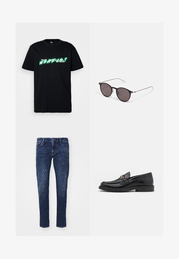 Černé bavlněné tričko s výrazným zeleným a bílým grafickým nápisem "CO JE?" na přední straně. Kulatý výstřih a krátké rukávy.; Tmavě modré džíny s úzkým střihem, které mají skvrny od barvy, viditelné švy a standardní pětikošíkový design. Rovný střih nohavic.; Černé kožené mokasíny s zaoblenou špičkou, vyznačující se zlatými kovovými detaily a prošíváním, umístěné na nízké, texturované gumové podrážce.; Černé kulaté sluneční brýle s tmavými skly a tenkými kovovými nohami. Obsahují průhledné koncovky nožiček a stříbrné akcenty na pantu. Minimalistický design.