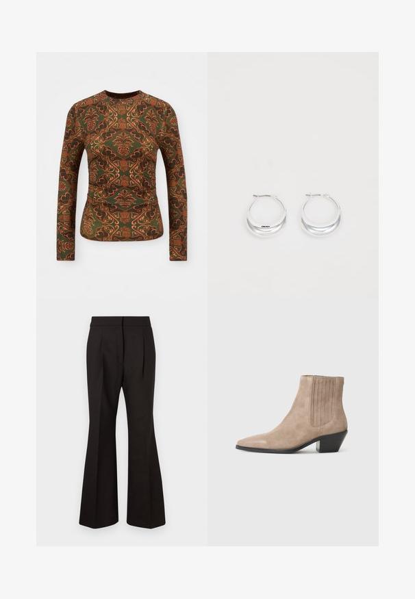 Zöld anyagú, hosszú ujjú felső, narancs és barna színárnyalatú virág- és paisley mintával. Kerek nyakú, testhezálló kialakítás.; Fekete, bővülő nadrág sima textúrával, magas derekú kialakítással, oldalsó zsebekkel és elülső plissékkel a tervezési részletek fokozásáért.; Beige velúr bokacsizma hegyes orral és formázott sarkal, oldalán függőleges varrási díszítéssel.; Fényes felületű ezüst karika füli, DKNY márkázással, sima fehér háttér előtt.
