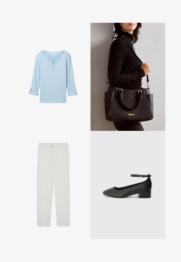 Lichtblauw, langemouwen top met een relaxte pasvorm, v-hals en drie knopen. Gemaakt van een geweven stof met opgerolde mouwen.; Witte, op maat gemaakte broek met een rechte pijpdesign, featuring een knoopsluiting, riemlussen en zijzakken; gladde stoftextuur.; Zwarte leren pump met een spitse neus en een lage blokhak. Beschikt over een enkelband met een goudkleurige gespsluiting. Gladde textuur.; Zwarte handtas met gestructureerd oppervlak, dubbele bovenhandvatten en verstelbare schouderriem. Voorzien van goudkleurige hardware en zijzakken.
