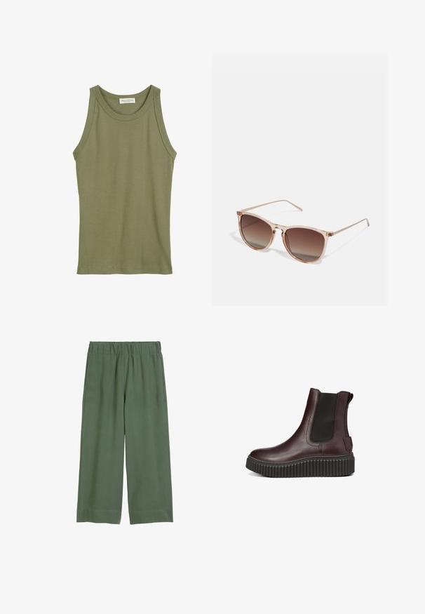 Oliwkowy top na ramiączkach, bez rękawów, wykonany z miękkiej bawełny, z okrągłym dekoltem i stębnowanymi brzegami. Brak widocznych wzorów lub akcentów.; Oliwkowe spodnie o szerokich nogawkach z elastycznym paskiem, wykonane z gładkiego materiału, charakteryzujące się prostym, nieozdobionym wzorem i prostym krojem.; Bordowy skórzany trzewik na kostkę z teksturowaną, grubą czarną gumową podeszwą. Posiada elastyczne boki i pętlę z tyłu.; Brązowe okulary przeciwsłoneczne w gradientowym kolorze z przezroczystym różowym ramkiem, w kształcie kwadratu, z cienkimi metalowymi zausznikami. Posiadają zaokrąglone krawędzie i minimalne wykończenie.