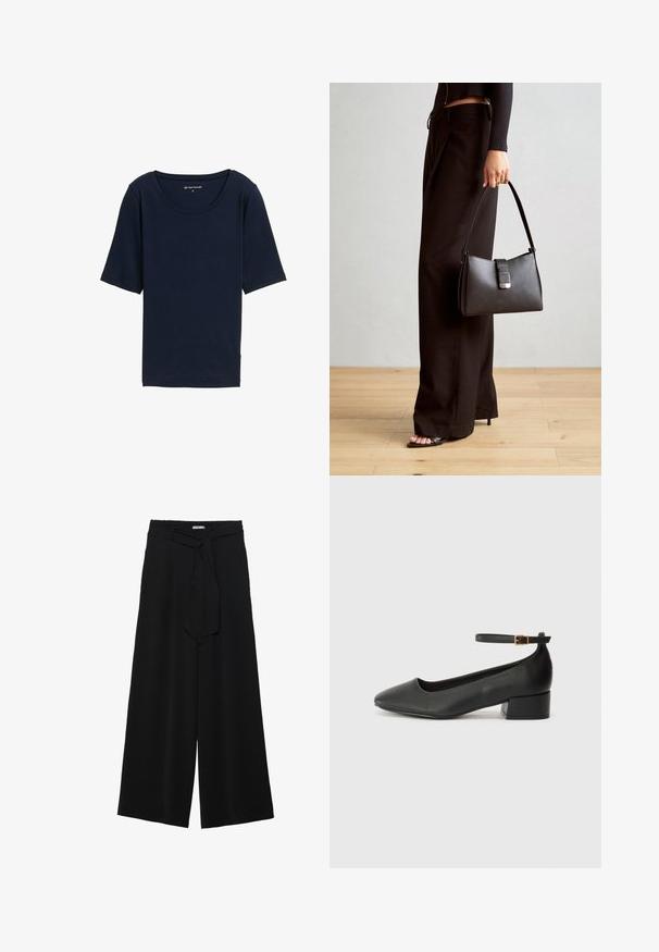 Marineblaue T-Shirt mit rundem Halsausschnitt, kurzen Ärmeln und weichem Textil. Hergestellt aus leichtem Material mit lockerer Passform.; Schwarze weite Hosen aus strukturiertem Stoff, mit elastischem Bund und einem abnehmbaren Bindegürtel in der Taille für eine verstellbare Passform.; Schwarze Lederpumps mit spitzem Zehenbereich und niedrigem Blockabsatz. Mit einem Knöchelriemen und einer goldfarbenen Schnalle. Glatte Textur.; Schwarze Handtasche mit strukturierter Form, glatter Textur und einem metallischen Verschluss. Kombiniert mit weiten schwarzen Hosen und offenen Sandalen auf einem Holzboden.