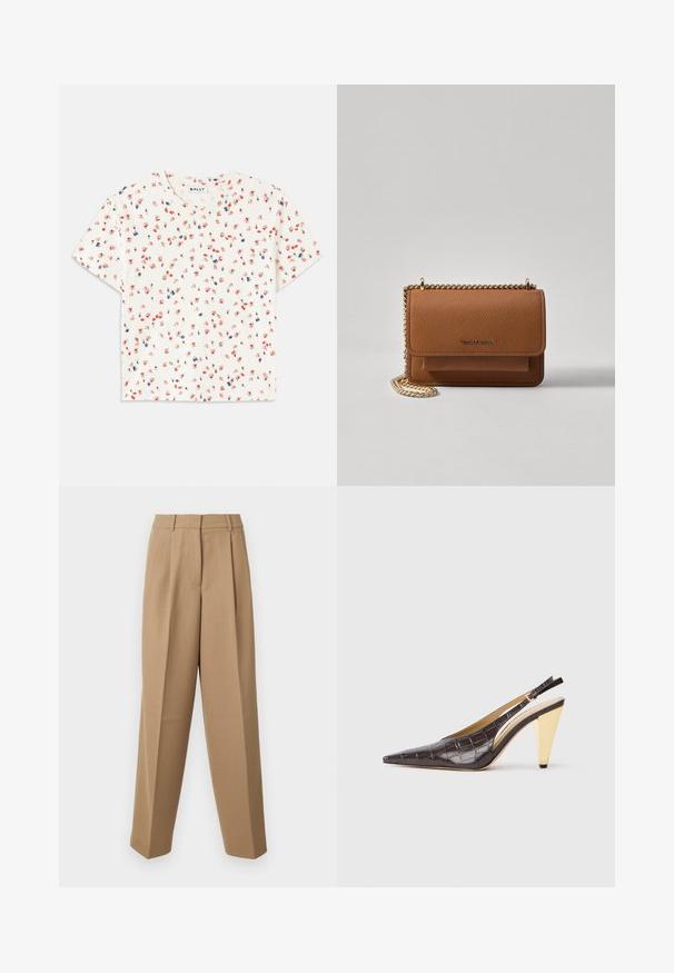 Weißes T-Shirt mit kurzen Ärmeln, das ein florales Muster mit roten und blauen Blumen aufweist, runder Ausschnitt und weicher, strukturierter Stoff.; Beige maßgeschneiderte Hose mit hoher Taille, gefaltetem Vorderteil und weitem Bein. Der Stoff wirkt glatt mit einem leichten Glanz.; Spitz zulaufender Slingback-Absatzschuh aus glänzendem, dunkelbraunem Kunstcrocodilleder. Verfügt über einen goldfarbenen geometrischen Absatz und einen verstellbaren Knöchelriemen.; Braune strukturierte Ledertasche mit goldener Kettenriemen und Klappenverschluss. Die Vorderseite zeigt ein Logo-Detail und eine Tasche unter der Klappe.