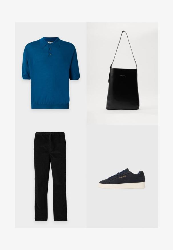 Polo triko s krátkým rukávem v tmavě modré barvě, vyrobené z měkké látky. Obsahuje límec, zapínání na tři knoflíky a elastické zakončení pro pohodlný střih.; Černé sametové kalhoty rovného střihu s elastickým pasem a předním šňůrkovým zapínáním, vystavené na jednobarevném bílém pozadí.; Námornická modrá semišová nízká obuv s bílou podrážkou, námořnickými tkaničkami a zlatým logem "Filling Pieces" na boku.; Černá kožená kabelka na rameno s hladkým povrchem, obdélníkovým tvarem a dlouhým popruhem; na středu má malé bílé logo.