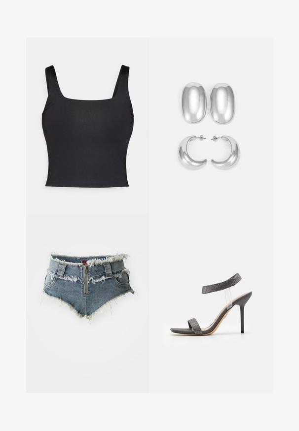 Svart crop top med fyrkantig halsringning och breda axelband. Tillverkad av släthet, elastisk tyg med en skräddarsydd silhuett. Utan utsmyckningar.; Jeansshorts med fransad fåll, hög midja, dragkedja fram och två framfickor. Materialet är en blekt blå denim med slitna detaljer.; Svart klack sandalett med en transparent rem, texturerad ovandel och smal stiletthäl. Har ett brett framband och glittriga accenter.; Silverfärgade örhängen set: två ovala stift och två halvmåneformade hoops, med en glänsande, slät finish och en rundad design.
