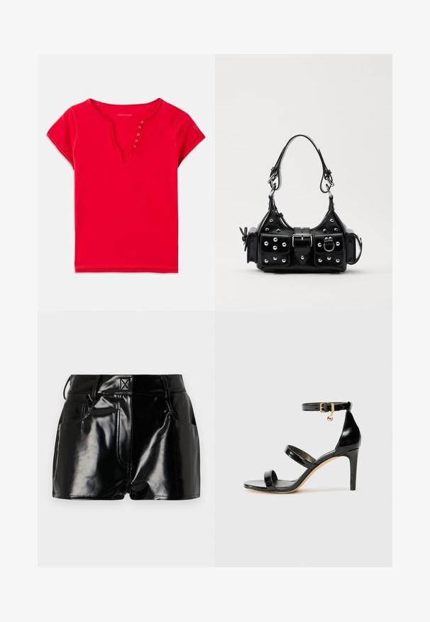 Rode korte mouw top van zachte katoen, met een V-halslijn en knoopaccenten, en een relaxte fit. Gladde textuur, minimale naden.; Zwarte, glanzende shorts van synthetisch materiaal. Heeft een aansluitende taille, riemlussen en voorzakken met opvallende stikseldetails.; Zwarte gepatineerde leren sandaal met drie banden, enkelgesp en 10 cm hoge stiletto hak. Bevat gouden hardwaredetails en een logo charm.; Zwarte lederen handtas met een gebogen ontwerp, voorzien van zilveren studs, een gesp en twee zijvakken. Verstelbare schouderband voor verschillende draagmogelijkheden.