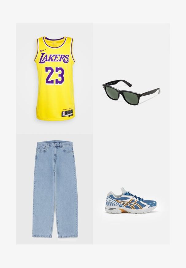 Kollane Nike'i särgid, millel on lilla aksent, esiplaanil "LAKERS" tekst ja number "23" paksus kirjas. Küljel õhutusavad ja silt hemjal.; Heled sinise denimi sirgete põlvede lõikega teksad, millel on keskmise kõrgusega vöökoht, viis taskut ning nööbid ja tõmblukk.; Sinine spordijalanõud, millel on võrgust ülaserv, valged ja oranžid aktsendid, pehmendatud vaheking ja tekstureeritud kummist tallad. Omab nööridega sulgemist.; Mustad mustan plastiku prillid roheliste läätsedega, ruudukujulised raamid, hõbedane aksent kulmude peal ja tekstuuriga tempelkäed. Brändi nimi on märgitud sisevarrele.