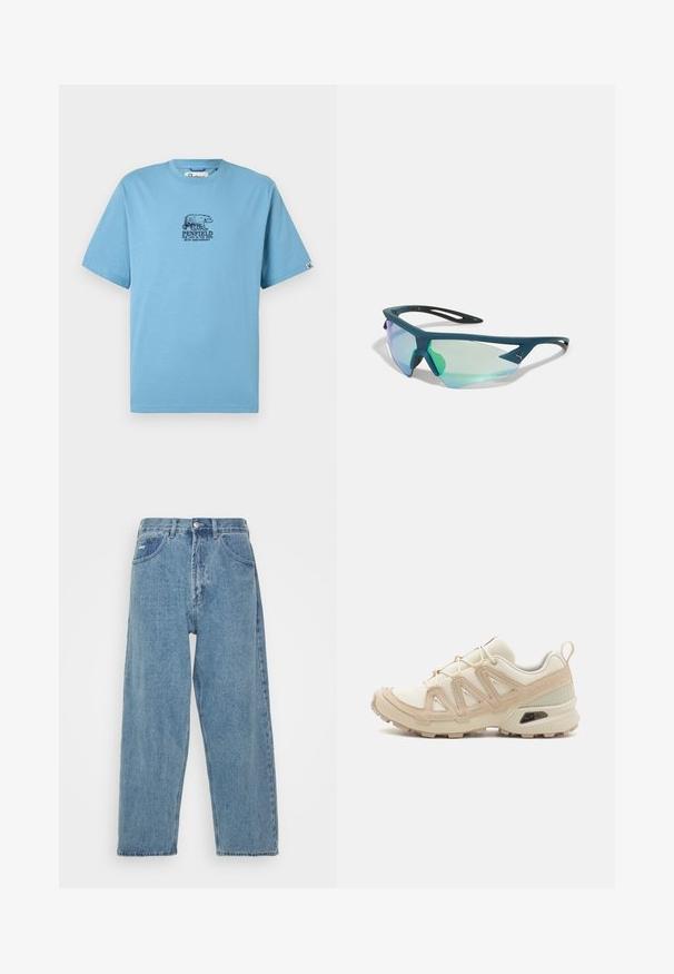 Hellblaues Kurzarm-T-Shirt mit Rundhalsausschnitt, mit einem dunkelblauen Bären-Graphic und dem Text "Penfield 69th Anniversary" in der Mitte der Vorderseite.; Hellblaue Denim-Jeans mit hoher Taille und lockerer Passform, ausgestattet mit zwei vorderen Taschen, einer hinteren Aufsatztasche und einem Knopfverschluss.; Beige und cremefarbenen Sportschuh mit strukturiertem Mesh-Obermaterial, unterstützenden Überzügen und Gummisohle mit einem Profilmuster für Bodenhaftung.; Sport-Sonnenbrille mit kantigem Rahmen, in Türkis und mit verspiegelten grünen Gläsern. Leichtes Design mit dünnen, flexiblen Bügeln.