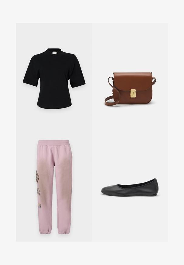 Černý top s krátkým rukávem a designem do V, vyrobený z měkké tkaniny. Má mírně uvolněný střih a minimalistické značení na přední straně.; Růžové tepláky s elastickým pasem, které mají dekorativní nášivky ve tvaru diamantů na levé straně a elastické manžety u kotníků.; Černé kožené baletní byty s kulatou špičkou, hladkou texturou, minimálními švy a flexibilním designem podrážky.; Hnědá kožená kabelka s klopou, zlatými kovovými detaily, ramenním popruhem a hladkým povrchem. Kompaktní obdélníkový tvar.