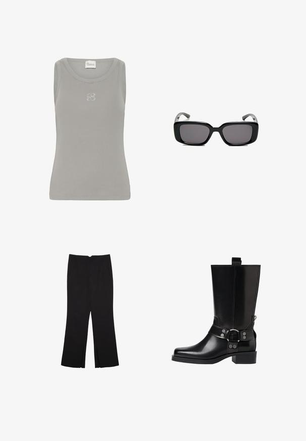 Graues, geripptes Tanktop mit rundem Halsausschnitt und ärmellosem Design. Verfügt über ein dezentes, gesticktes Logo auf der Brust.; Schwarze Hose mit geradem Schnitt, ausgestattet mit Fronttaschen und Seitenschlitzen am Saum. Hergestellt aus weichem, glattem Stoff. Geeignet für verschiedene Anlässe.; Schwarze Lederstiefel bis zum Knie mit spitzer Zehenform, silbernen Schnallenakzenten und einem klobigen Absatz. Verfügt über eine Zuglasche für einfaches Anziehen.; Schwarze rechteckige Sonnenbrille mit dunklen Gläsern, glattem Kunststoffrahmen und gebogenen Bügeln. Das Design ist klobig mit einer minimalistischen Ästhetik.