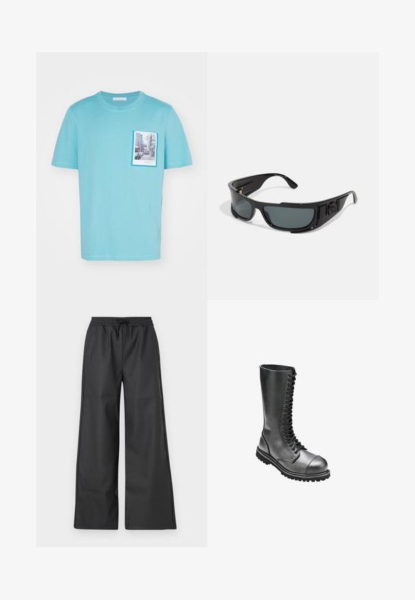 Jasnoniebieska bawełniana koszulka z krótkim rękawem, z nadrukiem kieszonki na przodzie przedstawiającym scenę uliczną, otoczonym kontrastującą niebieską ramką.; Han Kjøbenhavn - Spodnie materiałowe; Czarne skórzane botki wojskowe na sznurówki z wysoką cholewką, okrągłym noskiem, wyprofilowanym kołnierzem oraz teksturowaną gumową podeszwą zapewniającą lepszą przyczepność.; Okulary przeciwsłoneczne z czarną plastikową ramką, szarymi soczewkami, w formie nauszników, z dodatkowymi akcentami po bokach oraz detalem z logo na zauszniku.