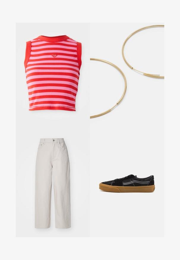 Rot- und rosafarbener gestreifter Crop-Top mit strukturiertem Rippmaterial, das einen runden Halsausschnitt und ein kleines gesticktes Herzdetail in der Mitte hat.; Beige weite Baumwollhosen mit hoher Taille, Knopf- und Reißverschluss, und vier Taschen; glatte Textur mit Jeansoptik.; Schwarze Wildledersneaker mit weißen Nähten und charakteristischem Seitenstreifen, ausgestattet mit einer hellbraunen Gummisohle und niedrigem Design. Mit schwarzen Schnürsenkeln versehen.; Goldfarbene Ohrringe in Form von dünnen, runden Kreolen, mit einer glatten, metallischen Oberfläche und ohne Verzierungen oder Muster.