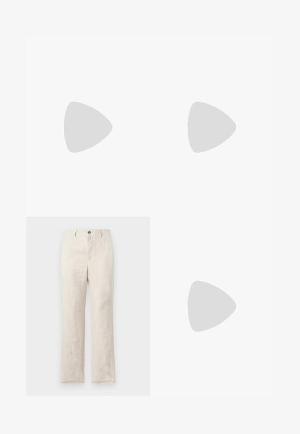 Blå stickad polo med ett meshdesign, som har korta ärmar, en strukturerad krage och en färgglad broderad logotyp på framsidan.; Linnebyxor i en ljus beige nyans, med raka ben, framfickor och en enkel knappstängning i midjan.; Vit sneaker med mockadetaljer, rund tå, platta snören och en krämfärgad gummisula. Har grön branding på hälen.; Mångfärgad pärlcollier med mörkblå, röda och gula pärlor, inbäddade med silverdetaljer och en hängande charm.